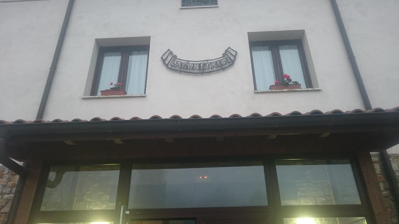 Urquiola Hotel Santuario Urkiola - Lagunetxea מראה חיצוני תמונה